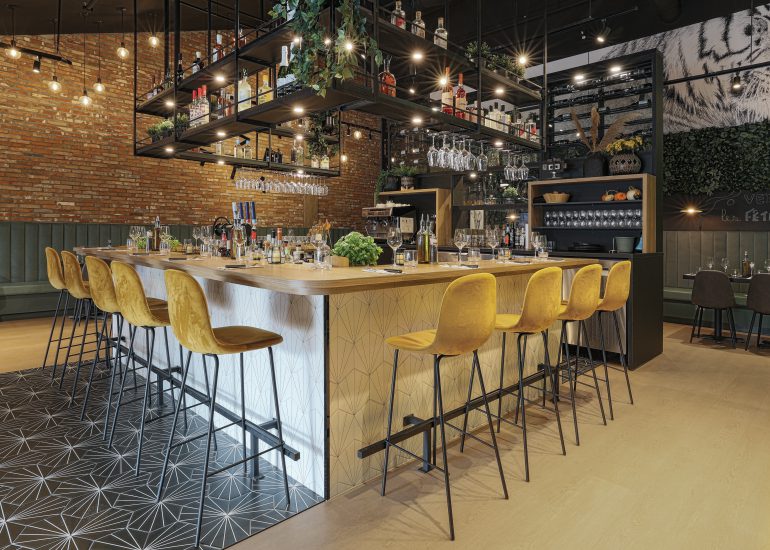 Vue de l'intérieur d'un restaurant